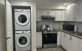 2 Bedroom Private Apartment With Private Entrance